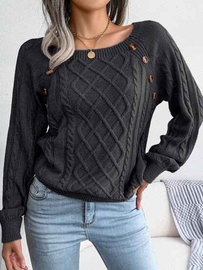 Chic Comfort Pullover