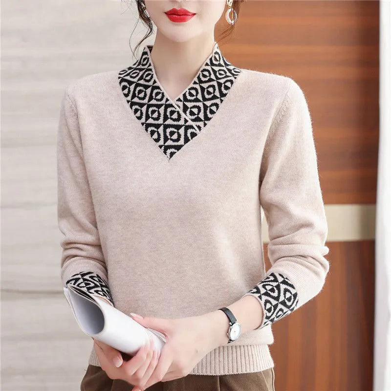 Bizou V-Neck Sweater